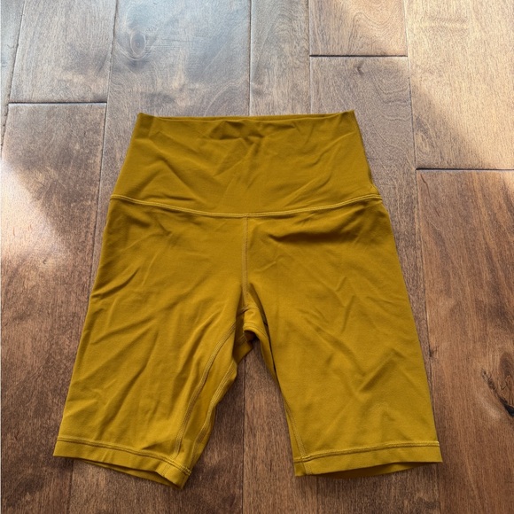 lululemon athletica Pants - Lululemon women’s align short 8” size 4